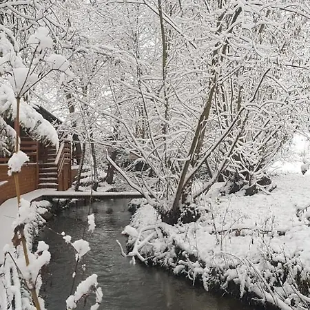 Nad Przykopa 아파트